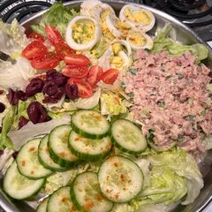 A picture of Tuna salad.