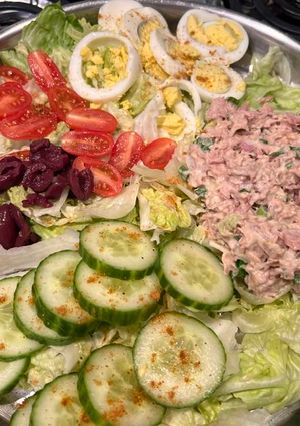 A picture of Tuna salad.