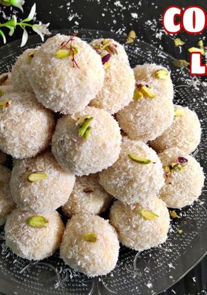 A picture of Mawa Coconut Ladoo.