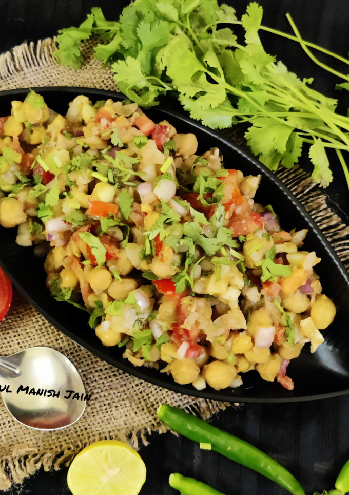 काबुली चना चाट (kabuli chana chat recipe in Hindi) रेसिपी मुख्य फोटो