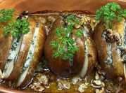 A picture of pears blue cheese