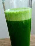 Suco detox com abacaxi