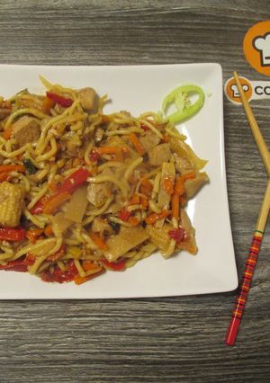 Kínai wokos 🍳 csirkemell 🍗 zöldségekkel 🥦🌶️ recept fotója