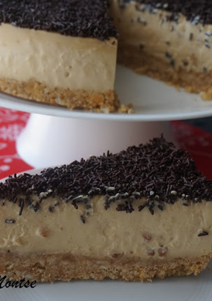 Una foto de Receta de Navidad - Tarta de turrón