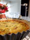 Quiche de alho poró e calabresa