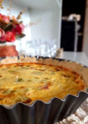 Foto de Quiche de alho poró e calabresa