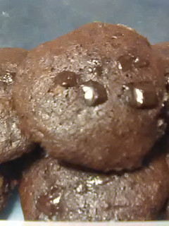 Una foto de Galletas de chocolate sin gluten, sin lactosa y sin azúcar