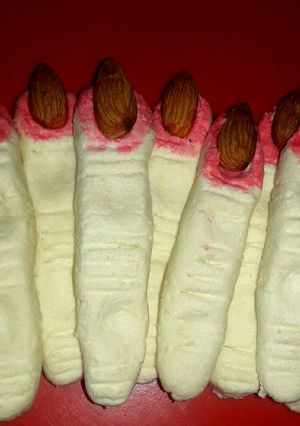 A picture of Witch finger Sandesh.