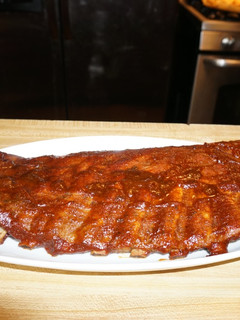 Una foto de COSTILLAR DE CERDO HORNEADO CON B.B.Q. CASERO