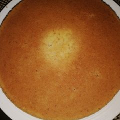 A picture of Spongy vanilla cake.