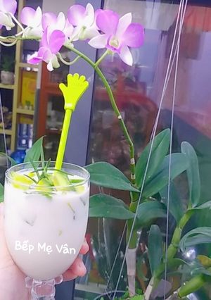 Hình của món Bơ dằm sữa chua.
