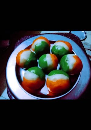 A picture of Delicious tasty tricolour ladoo.