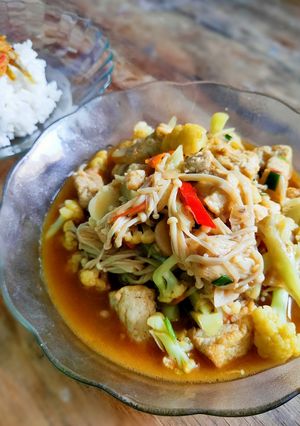 Foto resep Tumis Kembang Kol & Enoki