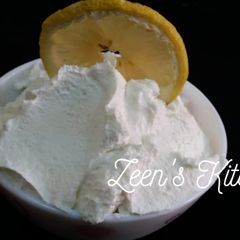 A picture of Labneh or Middle Eastern Yogurt Cheese.