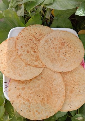 A picture of Cumin khakhra.