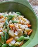 Stir Fried Carrots, Green Beans, Potatoes and Egg