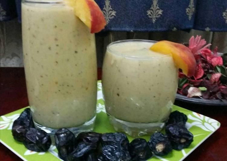 Steps to Prepare Favorite Dates and Peach Smoothie