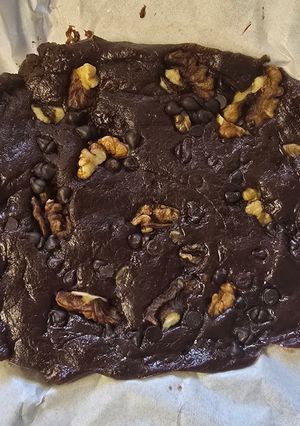 A picture of Chocolate walnut fudge.