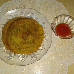 A picture of Dhirdi Pith (flour) Ghavan (Pancakes).