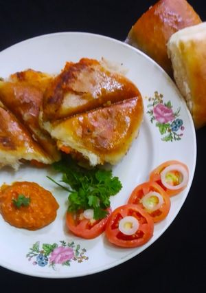मेक्सिकन वडापाव सँडविच (mexican vada pav sandwich recipe in marathi) रेसिपी चे मुख्य फोटो 