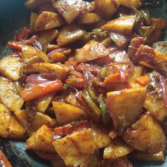 A picture of Fried idli.