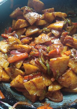 A picture of Fried idli.