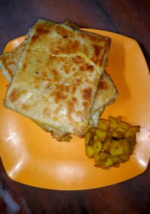 ভেটকি মাছের মোগলাই পরোটা (moghlai paratha recipe in Bengali) রেসিপির প্রধান ছবি