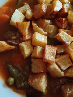 Una foto de Carne con menestra