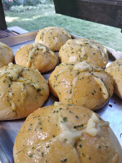 Foto resep Korean Garlic Cheese Bread