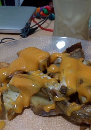 Una foto de Cheddar vegano