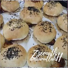 A picture of Pizza Buns.