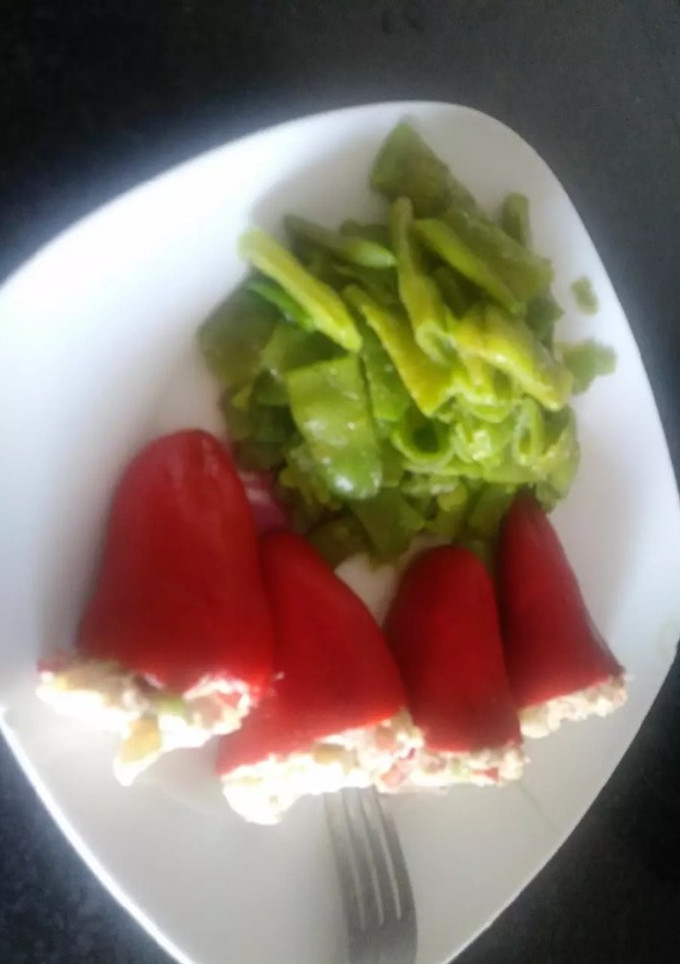 Una foto de Pimientos asados rellenos