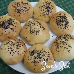 A picture of Pizza Buns.