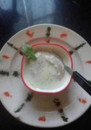 सिंघाड़े के आटे के दही-बडे (singhare ke atte ke dahi vade recipe in Hindi) रेसिपी मुख्य फोटो
