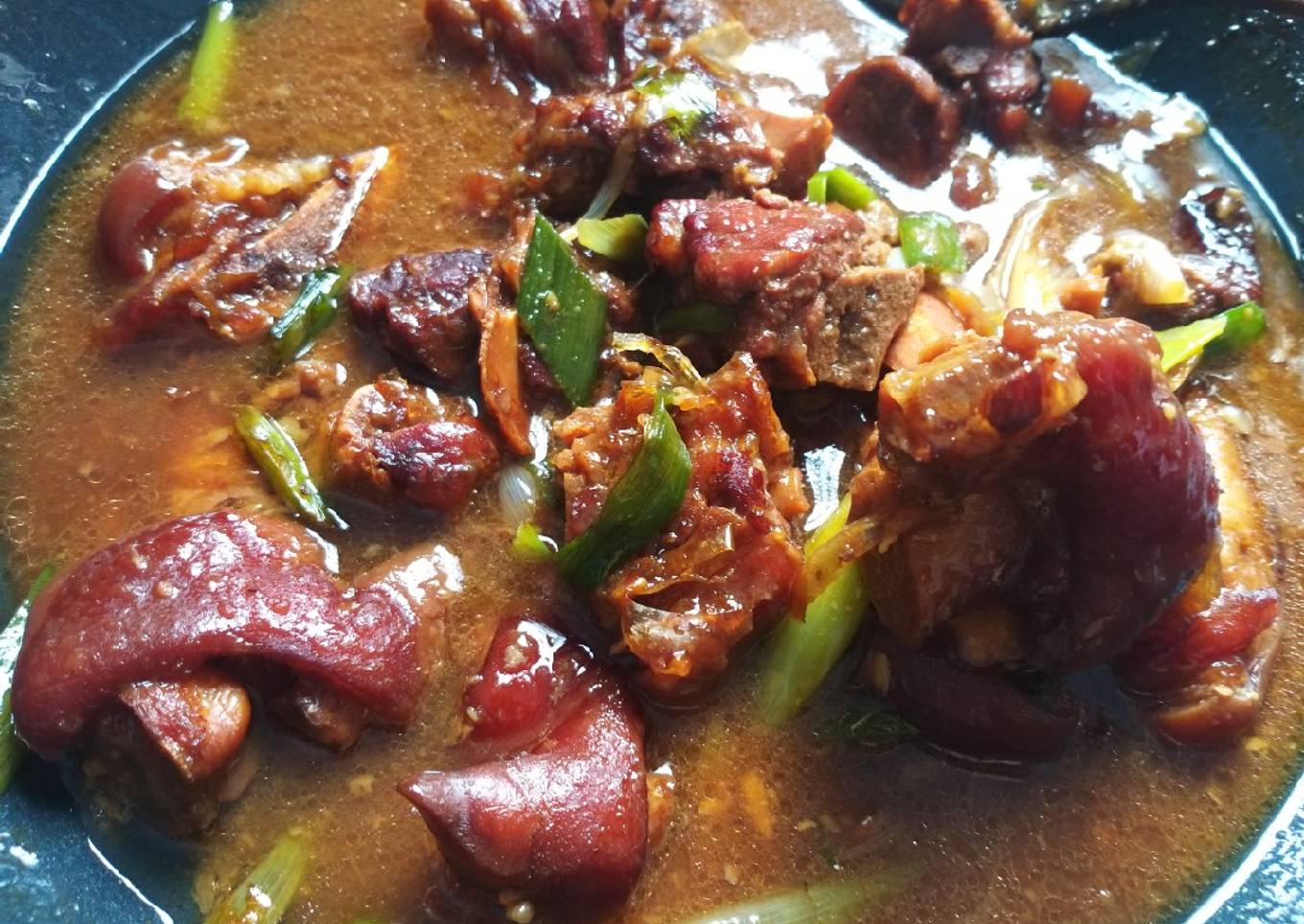 Tukha (kaki babi kecap) non halal