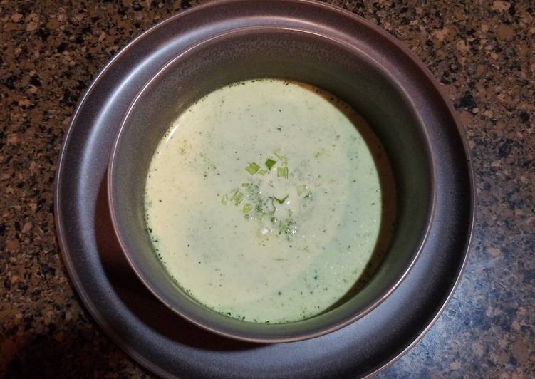 Recipe of Any-night-of-the-week Cream of Spinach Soup