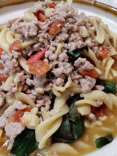 番茄肉醬螺旋麵 的食譜成品照片