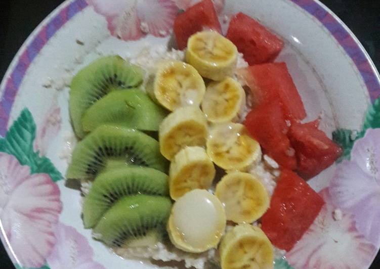 Fruit oatmeal