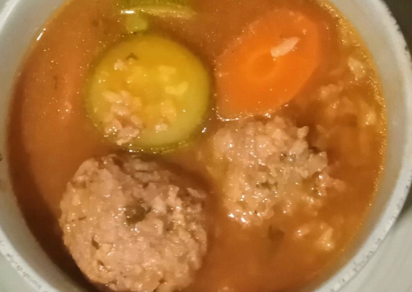 Albóndigas con chipotle y verduras