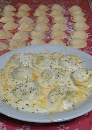 Una foto de Sorrentino caseros con relleno de acelga ricota suprema 💝