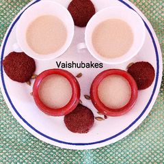 A picture of Hyderabadi Famous Irani Chai (Masala Chai).