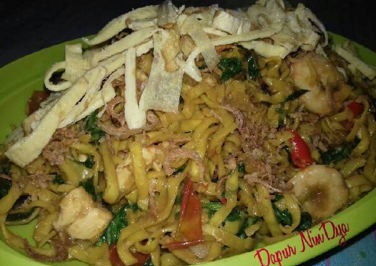 Mie gepeng goreng seafood ulala