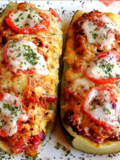 Mediterrán töltött cukkini 🍅🥒 recept fotója