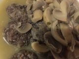 كريات لحم بالفطر
