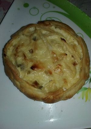 Una foto de Mini tartitas de cebolla con tres ingredientes