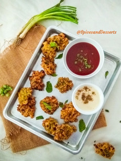 A picture of Crunchy French Beans Spring Onions Pakoras (Fritters).