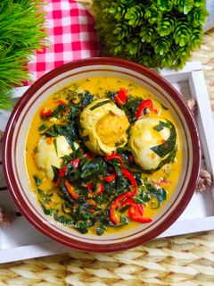 Foto resep Gulai Telur Bebek Daun Mengkudu