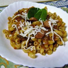 A picture of Pasta in Tomato Sauce.