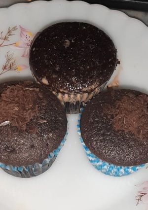 A picture of Chocolate cupcakes 🧁🧁.