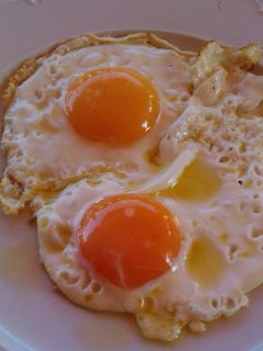 Una foto de Huevos fritos